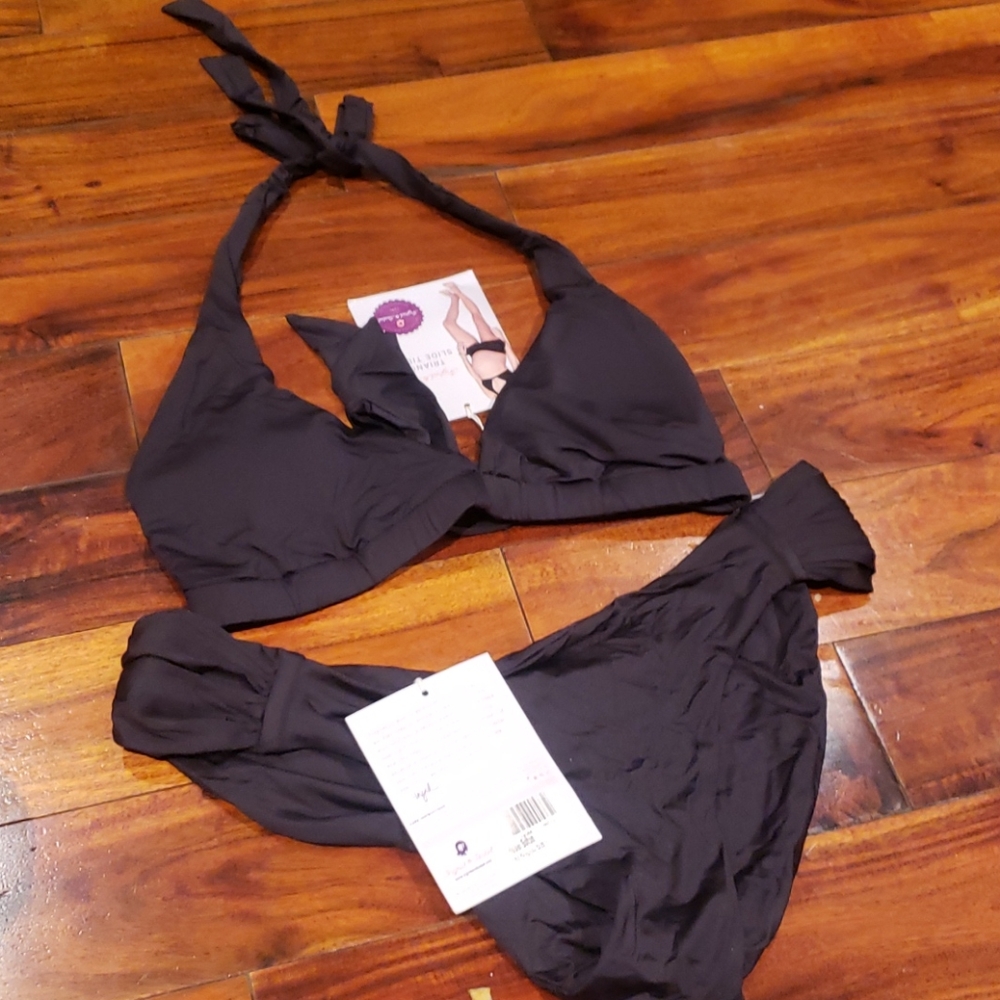 Ingrid and Isabel swim suit size L